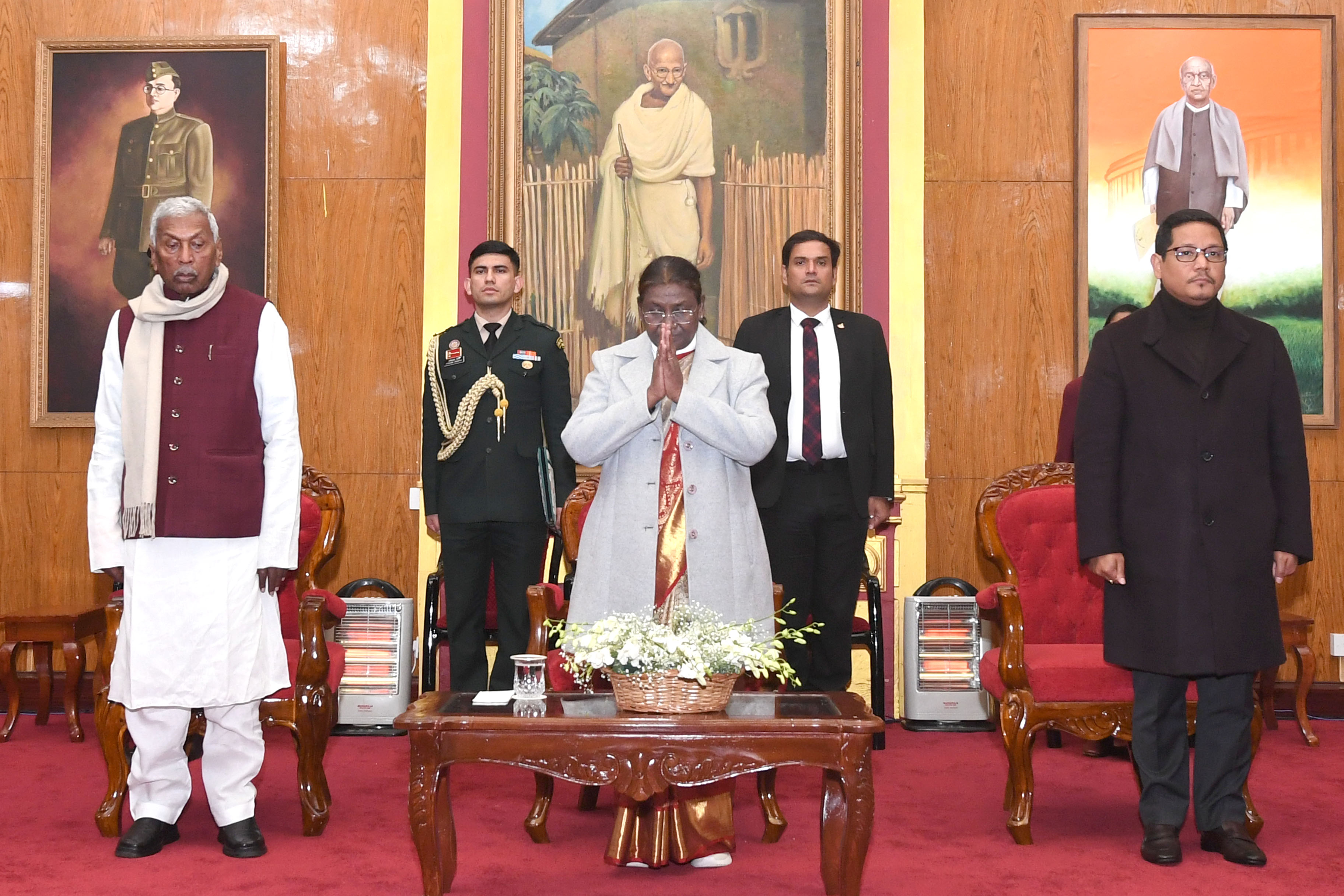 President attending a civic reception hosted in her honour by the Government of Meghalaya at Raj Bhavan, Shillong on 16 Jan 2024.