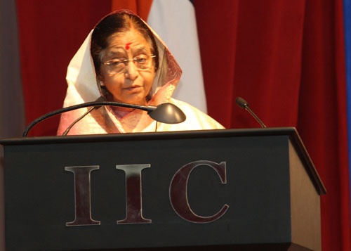 Speech by Her Excellency the President of India, Shrimati Pratibha Devisingh Patil at the Indian Islamic Centre at Abu Dhabi, Uae