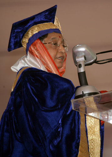 Speech by Her Excellency the President of India, Shrimati Pratibha Devisingh Patil, at the 26th Annual Convocation of the Sant Gadge Baba Amravati University