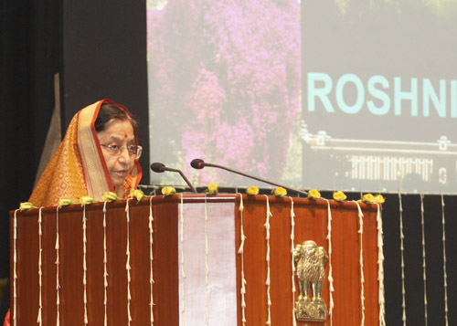 Speech By Her Excellency The President Of India, Shrimati Pratibha Devisingh Patil At The Seminar On 'universalisation Of Roshni'