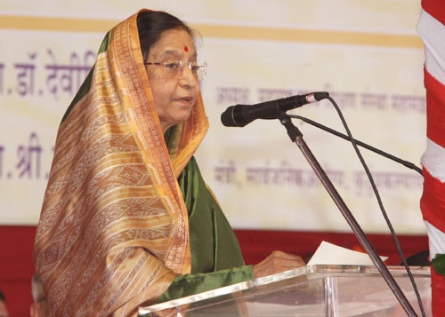 Speech by Hon'ble President of India, Shrimati Pratibha Devisingh Patil, at the Closing Ceremony of the Centenary Celebrations of Pune Vidyarthi Griha at Pune