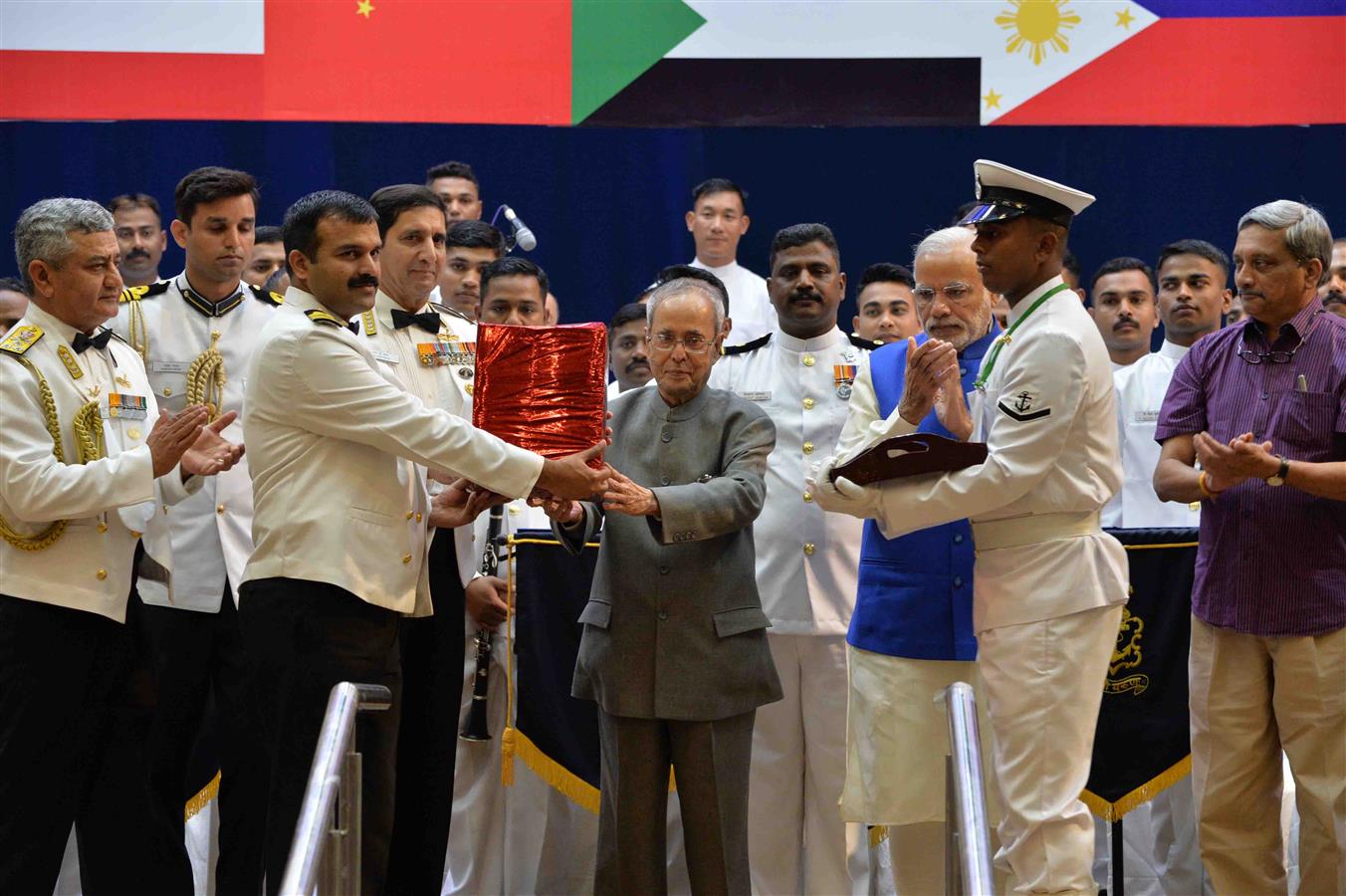 The President of India Shri Pranab Mukherjee felicitating Band Master after witnessing the Naval Band Concert on the occasion of International Fleet Review 2016at Visakhapatnam in Andhra Pradesh on February 6, 2016 