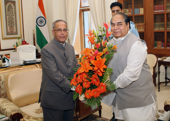 The Governor of Tripura, Dr. Y.D. Patil calling on the President of India, Shri Pranab Mukherjee at Rashtrapati Bhavan in New Delhi on August 23, 2012.