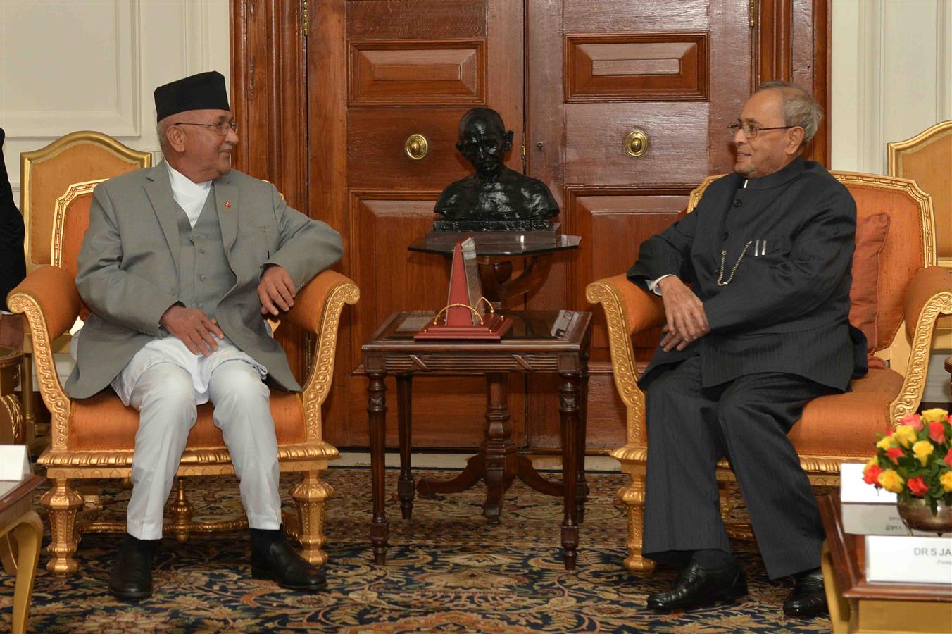 The Prime Minister of Nepal, Rt. Honourable Mr. KP Sharma Oli calling on the President of India, Shri Pranab Mukherjee at Rashtrapati Bhavan on February 20, 2016. 