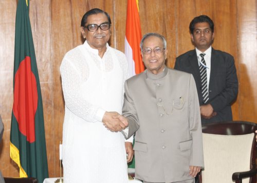 The Member of Parliament (MP) of Workers Party of Bangladesh, Mr. Rashed Khan Menan calling on the President of India, Shri Pranab Mukherjee at Dhaka, Bangladesh on March 4, 2013.