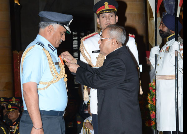 The President of India, Shri Pranab Mukherjee while presenting Gallantry Awards and Distinguished Service Decorations at a Defence Investiture Ceremony at the Durbar Hall of Rashtrapati Bhavan in New Delhi on March 22, 2014. 