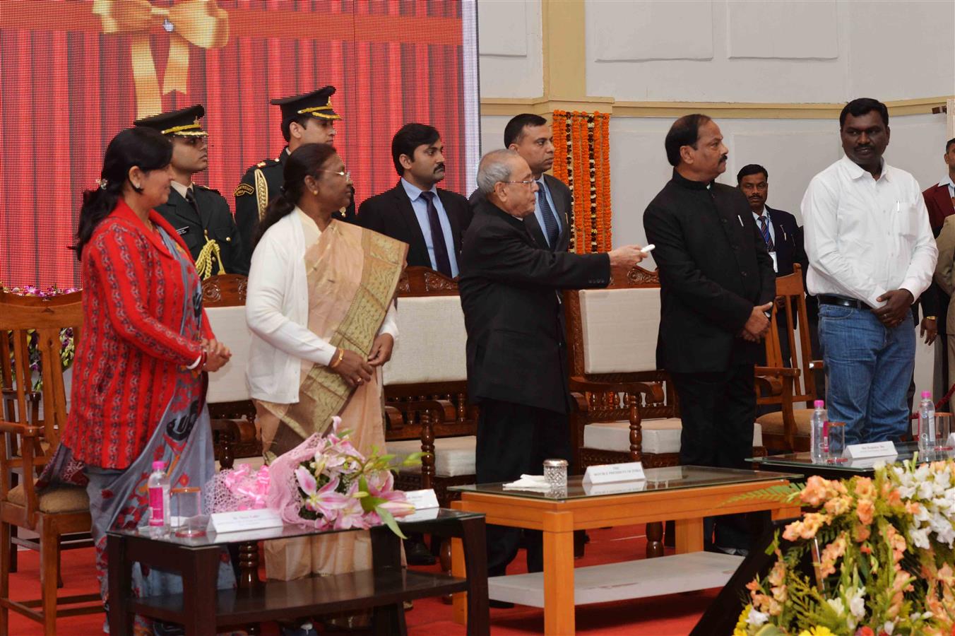 The President of India, Shri Pranab Mukherjee laying of the Foundation Stone of Jharkhand Technical University through Video Conferencing at Ranchi on January 9, 2016. 