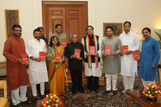 The President of India, Shri Pranab Mukherjee receiving a copy of the book entitled ‘India-The Future is Now’ from the Union Minister of State for Human Resource Development, Dr. Shashi Tharoor along with other Members of Parliament at Rashtrapati Bhavan