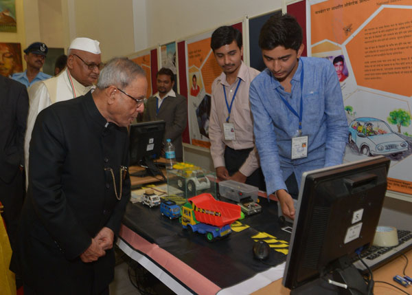 The President of India, Shri Pranab Mukherjee visiting Innovation Exhibition after the inauguration at the Second Convocation of the Indian Institute of Science Education and Research (IISER), Bhopal at Bhopal in Madhya Pradesh on June 27, 2014. Also see 