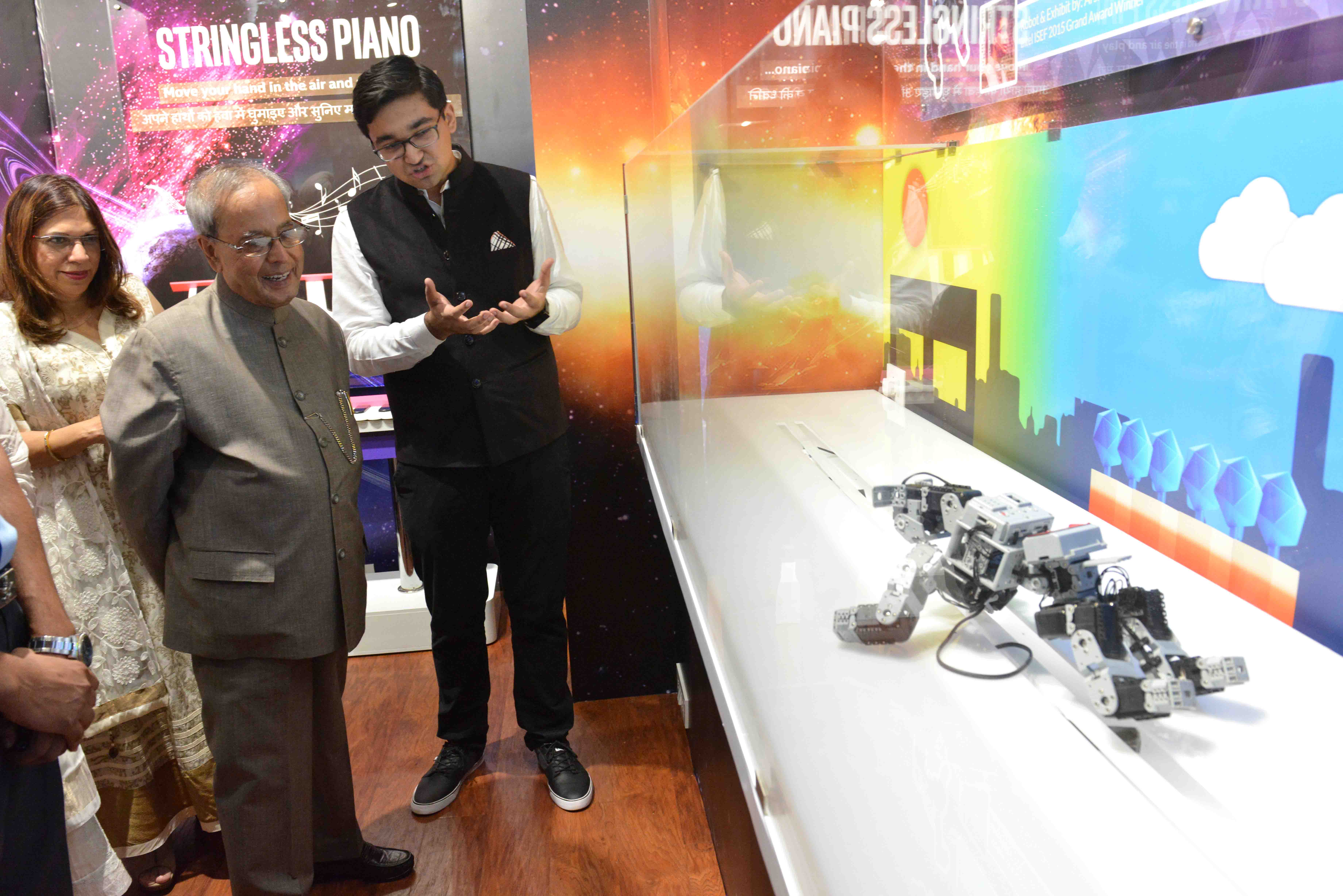 The President of India, Shri Pranab Mukherjee visiting after inaugurating the New Science and Innovation Museum called 'Navachara Kaksh' at Children's Gallery in Rashtrapati Bhavan on August 04, 2015.