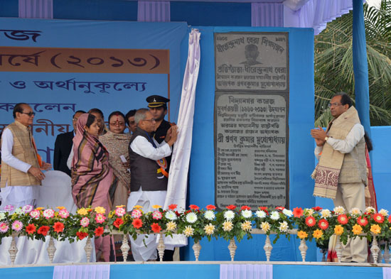 The President of India, Shri Pranab Mukherjee, during visit Vidyanagar College and Laying Foundation of the New Building of the College at Vidyanagar, West Bengal on January 20, 2013.