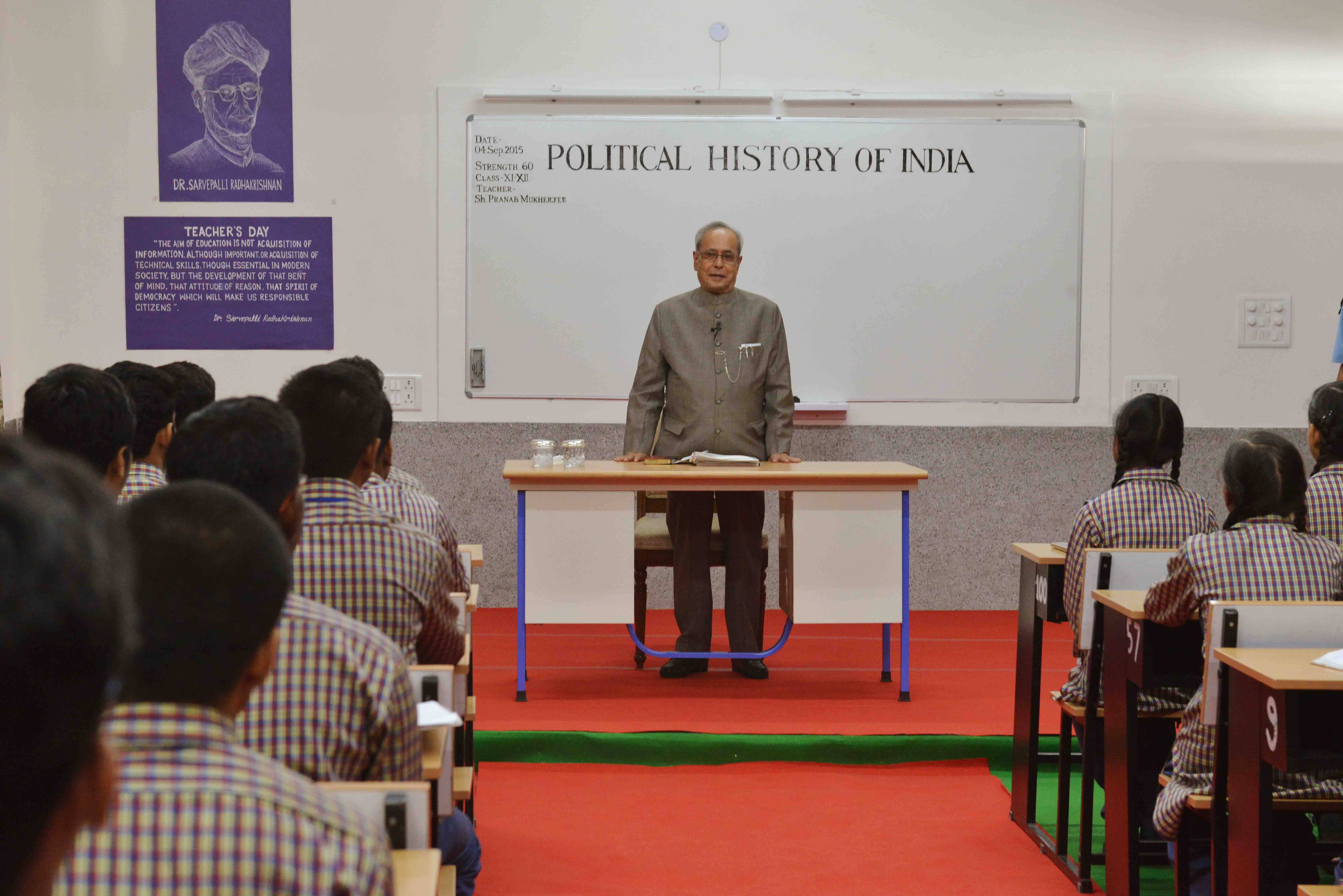 The President of India, Shri Pranab Mukherjee taking the class for students of classes XI & XII of Dr. Rajendra Prasad Sarvodaya Vidyalaya in President’s Estate at New Delhi on September 4, 2015.