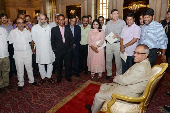 The President of India, Shri Pranab Mukherjee interacting with Media Personnel at the reception hosted by him at Rashtrapati Bhavan in New Delhi on July 24, 2013.