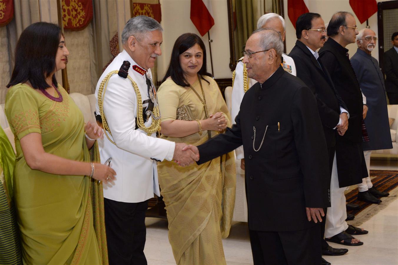 The President of India, Shri Pranab Mukherjee at the Dinner hosted by the Chiefs of Staff at Manekshaw Centre in New Delhi on July 21, 2017.