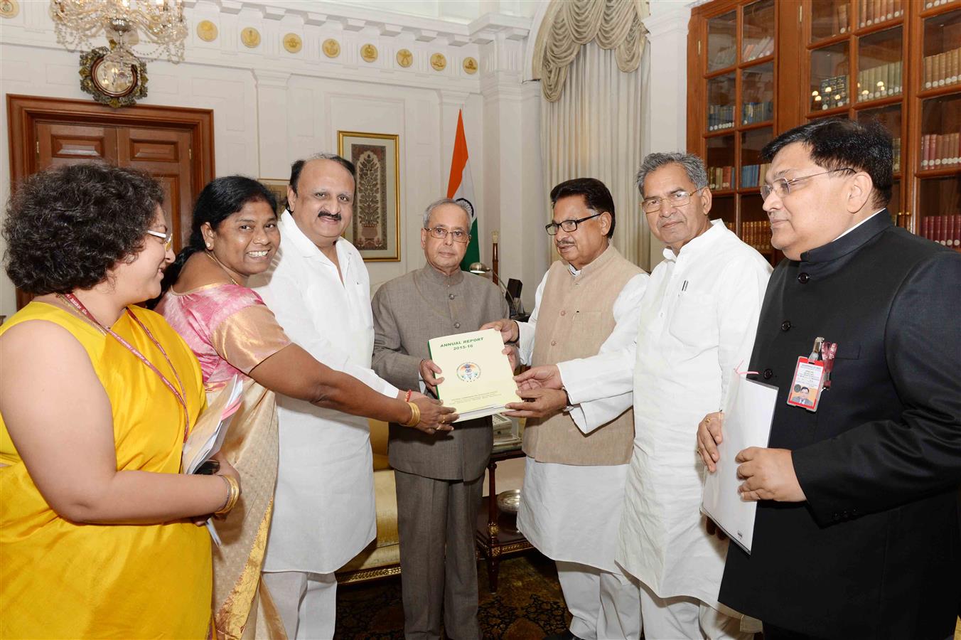 Dr. P.L. Punia, Chairman along with Vice Chairman, Members and other officers of the National Commission for Schedule Castes presenting Annual Report for the period 2015-2016 to the President of India, Shri Pranab Mukherjee at Rashtrapati Bhavan on Augus 