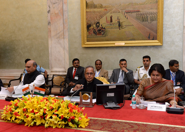 The President of India, Shri Pranab Mukherjee at the concluding season of the Conference of Directors of National Institute of Technology at Rashtrapati Bhavan in New Delhi on November 8, 2013. Also seen is the Union Minister of Human Resource Development