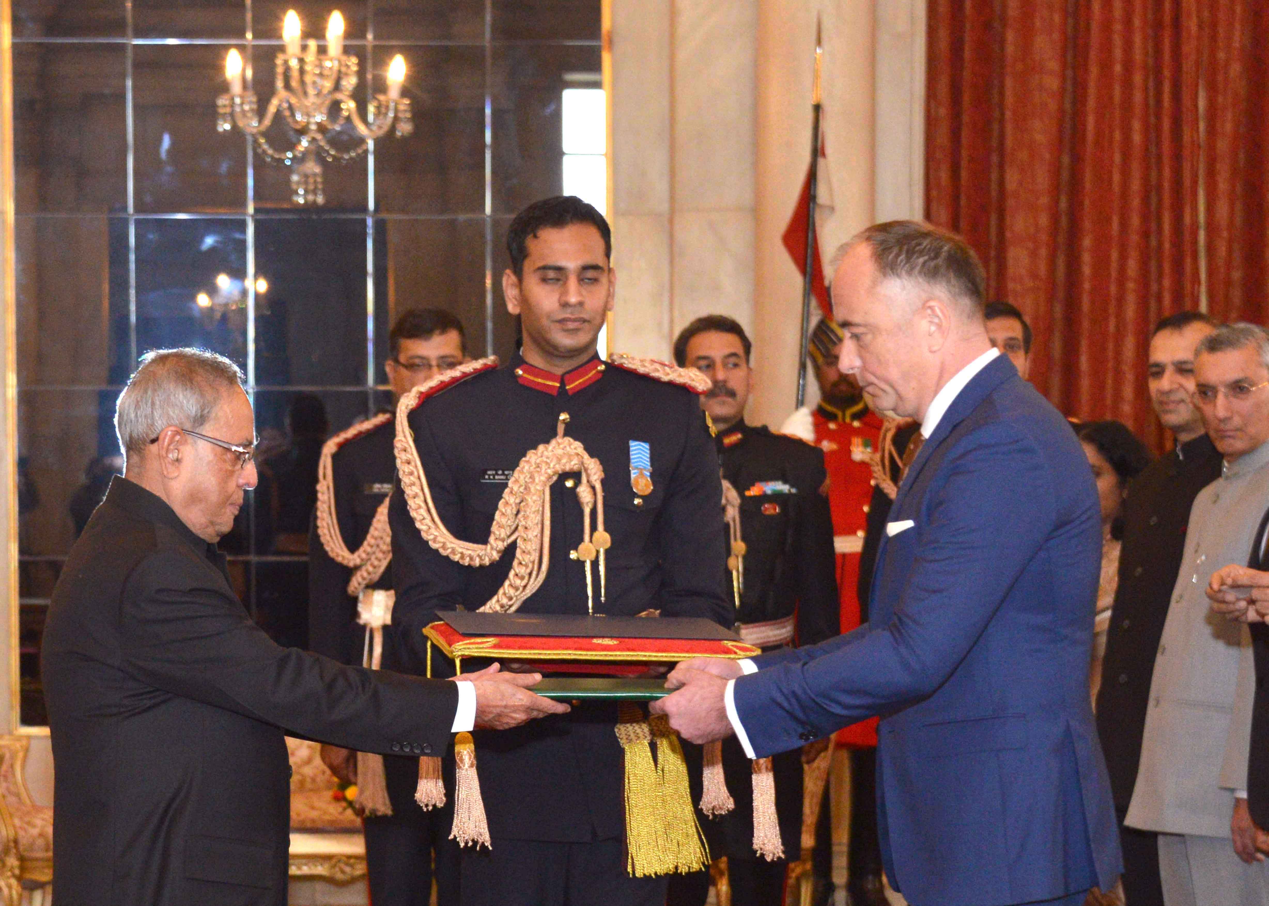 The Ambassador of Hungary, H.E. Mr. Szilveszter Bus presenting his credentials to the President of India, Shri Pranab Mukherjee at Rashtrapati Bhavan on December 9, 2014. 