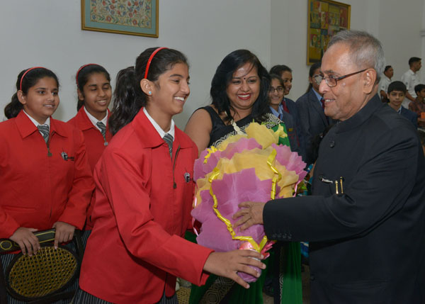 The President of India Shri Pranab Mukherjee meeting children from various Schools and Organisation from all over the country on the occasion of Children's Day at Rashtrapati Bhavan Auditorium in New Delhi on November 14, 2013.