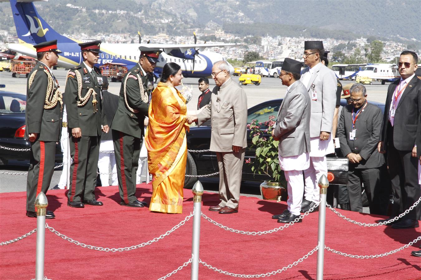 The President of India, Shri Pranab Mukherjee being received by the President of Nepal, H.E. Ms. Vidhya Devi Bhandari on his arrival at Tribhuvan International Airport in Kathmandu, Nepal on November 02, 2016. 