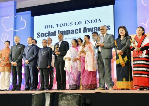 The President of India, Shri Pranab Mukherjee with the recepients of Lifetime Contribution Award at the function organised for Presentation of Times of India Social Impact Awards at Hotel Ashok, Chanakyapuri in New Delhi on January 28, 2013.