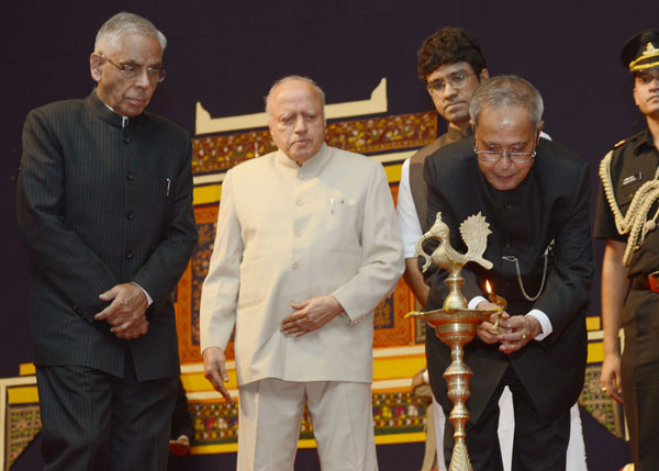 The President of India, Shri Pranab Mukherjee lighting the lamp at the inauguration of the Youth Science Congress organized by the MS Swaminathan Foundation in association with Rajiv Gandhi National Institute of Youth Development, Visva-Bharati and SRM Un