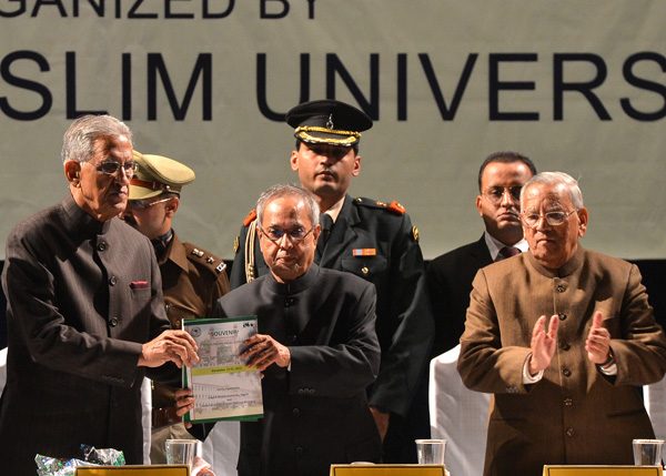 The Souvenir of the 37th Indian Social Science Congress on ‘Building An Ecologically Sustainable Society’ released by the Governor of Uttar Pradesh, Shri B.L. Joshi and first copy presented to the President of India, Shri Pranab Mukherjee at the inaugura