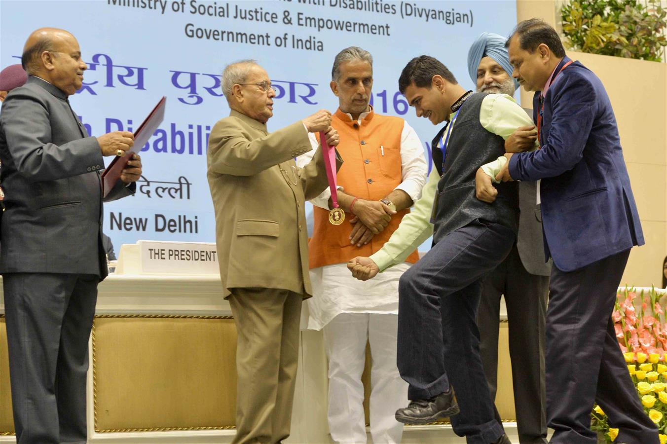 The President of India, Shri Pranab Mukherjee presenting the National Awards for the Empowerment of Persons with Disabilities (Divyangjan) in New Delhi on December 3, 2016 on the occasion of International Day of Disabled Persons. 