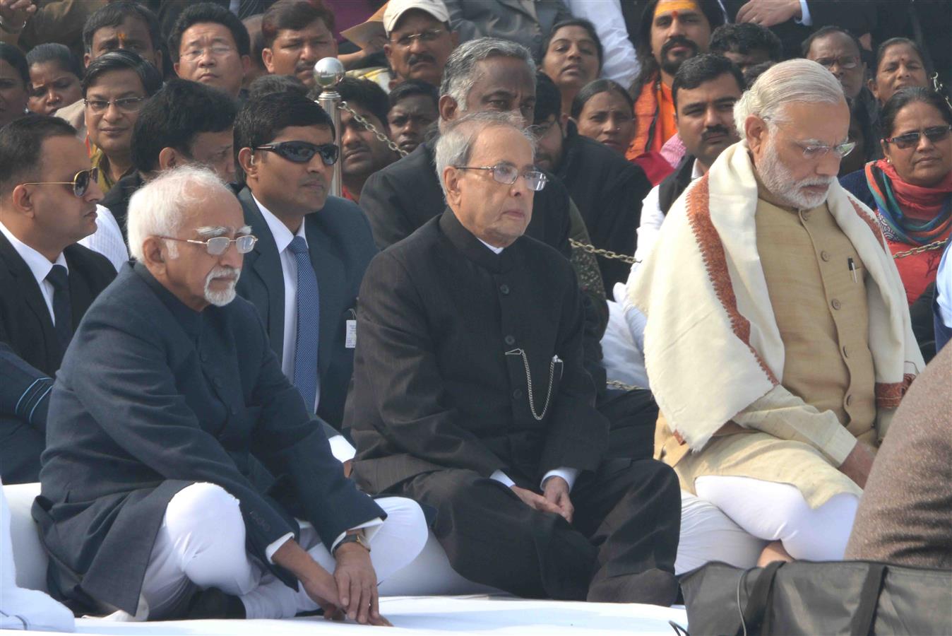 The President of India, Shri Pranab Mukherjee attending the Sarva Dharma Prarthana (All Religion Prayer) being organized on the occasion of 68th Death Anniversary of Mahatma Gandhi at Rajghat in New Delhi on January 30, 2016. 