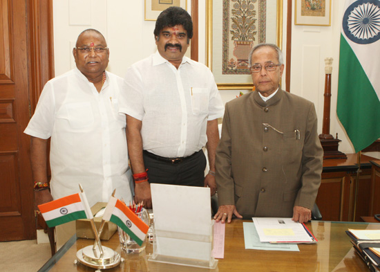 hri R.Sambasiva Rao MP(LS) calling on the President of India, Shri Pranab Mukherjee at Rashtrapati Bhavan in New Delhi on August 18, 2012.