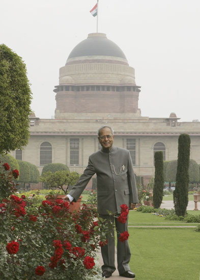 The President of India, Shri Pranab Mukherjee in the Mughal Gardens of Rashtrapati Bhavan on February 15, 2013. The President was in the Gardens before they open for public viewing from February 15 to March 17.