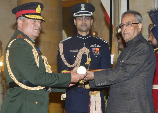 The President of India, Shri Pranab Mukherjee conferring the Honorary Rank of General of the Indian Army to Suprabal Jana Sewa Shree General Gaurav Shumsher Jung Bahadur Rana, the Chief of the Army Staff, Nepalese Army at Rashtrapati Bhavan in New Delhi