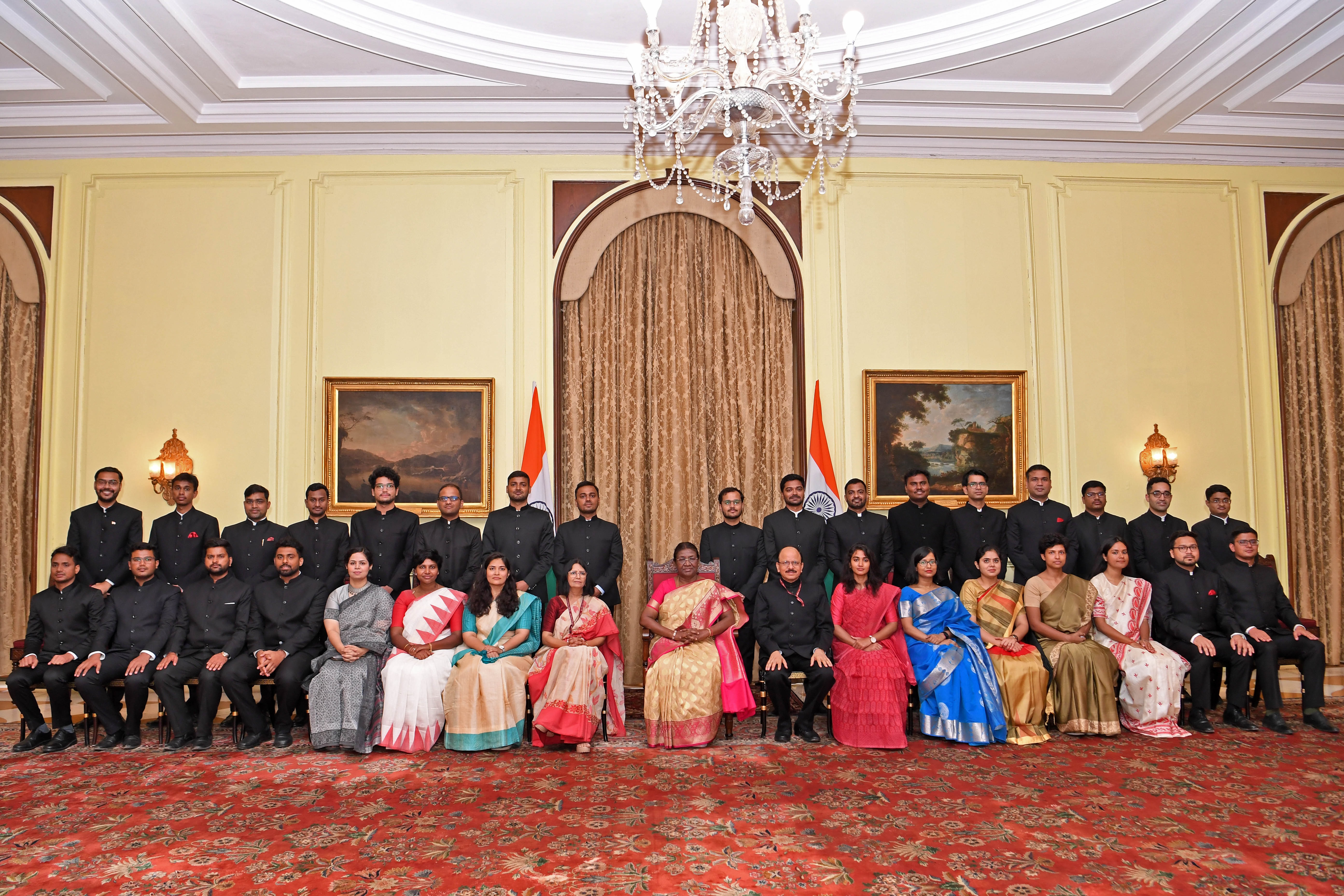 The probationers of Indian Postal Service (2021 and 2022 Batch) called on the President of India, Smt Droupadi Murmu at Rashtrapati Bhavan on August 11, 2023.
