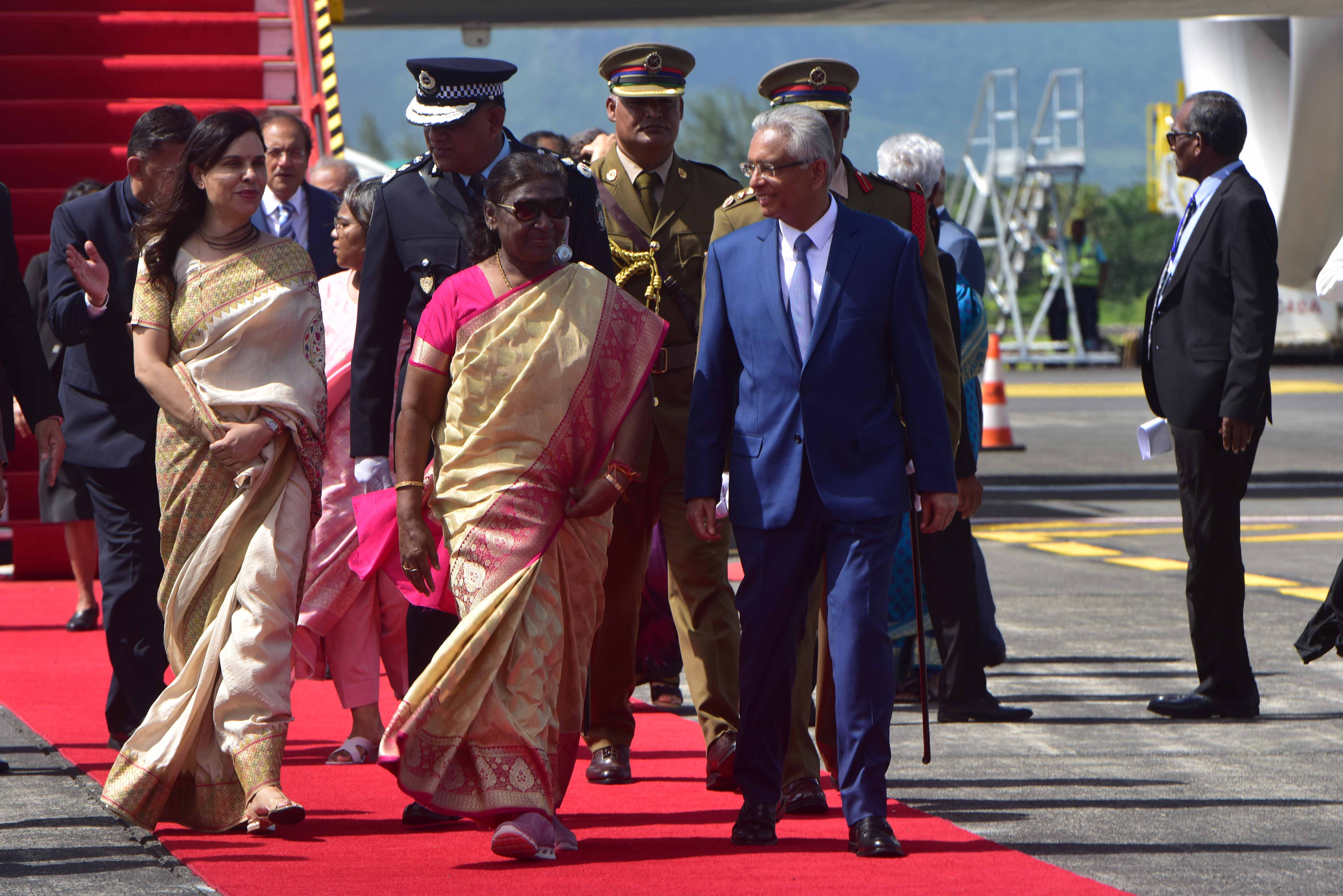 The President of India, Smt Droupadi Murmu reached Mauritius on her first State Visit to the country, to participate in the Mauritian National Day celebrations as Chief Guest on March 11, 2024.