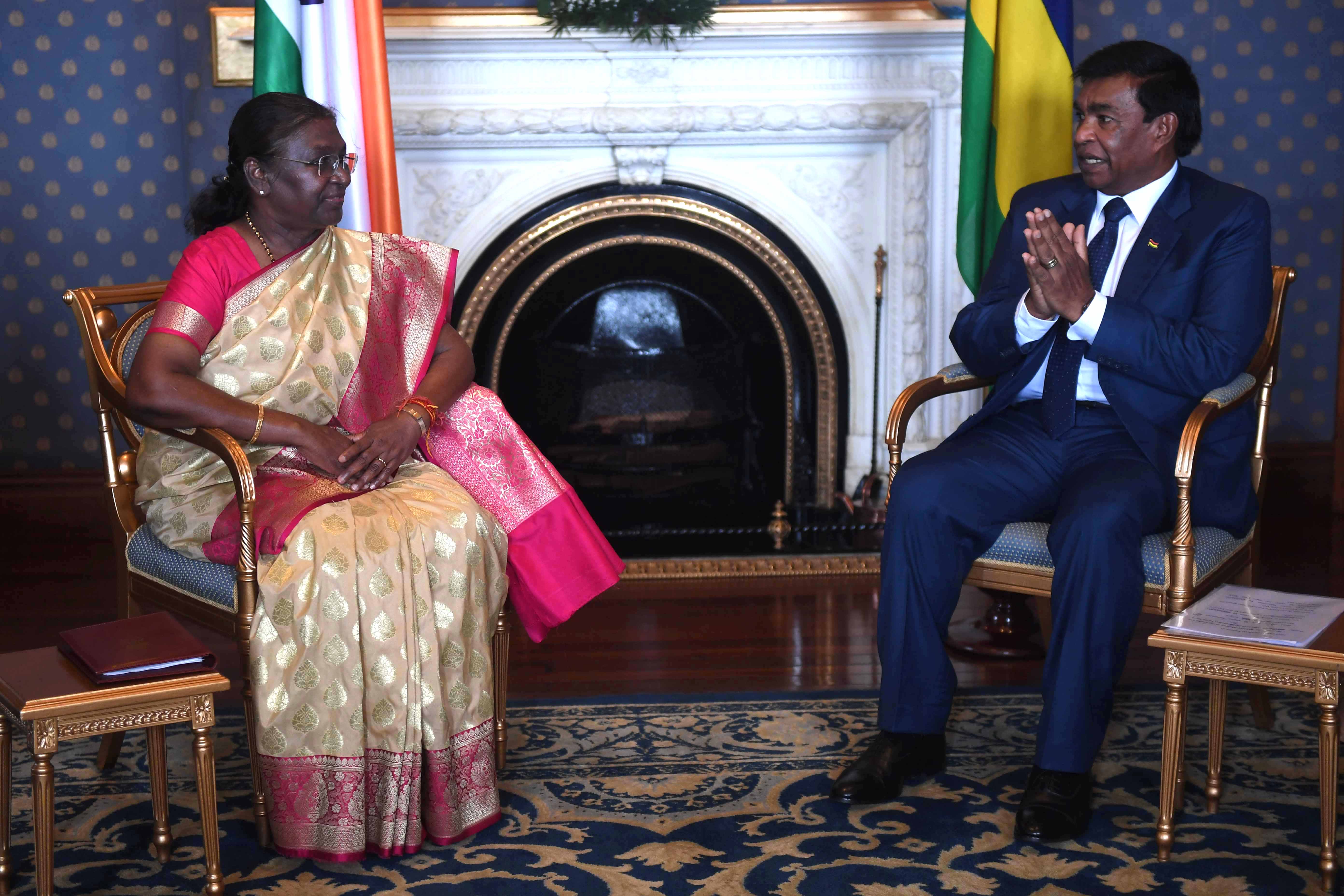 The President of India, Smt Droupadi Murmu met the President of Mauritius, Shri Prithvirajsing Roopun at State House, Le Reduit on March 11, 2024.