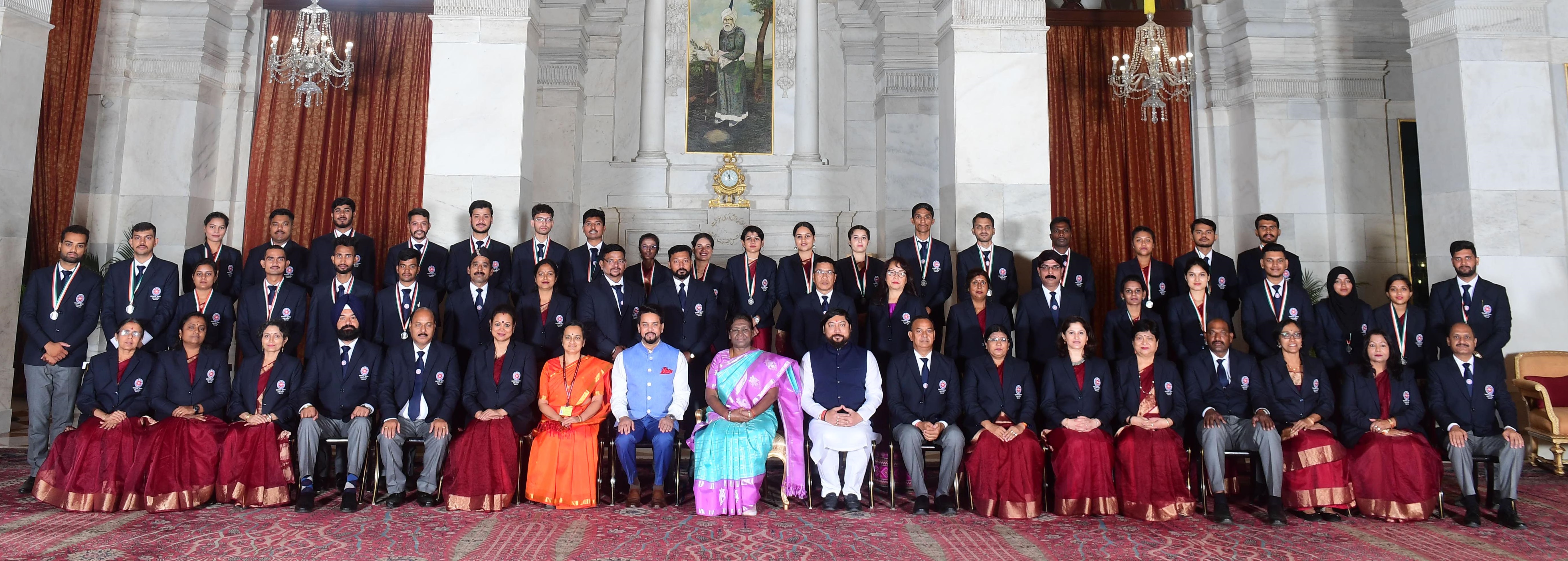 The President of India, Smt Droupadi Murmu presented the National Service Scheme Awards for the year 2021-2022 at Rashtrapati Bhavan on September 29, 2023.
